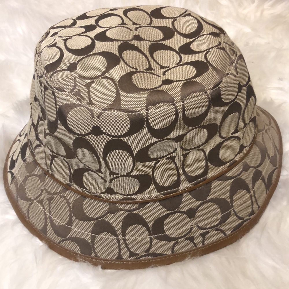 ✨Y2K✨ Vintage Authentic COACH Monogramed Bucket Hat